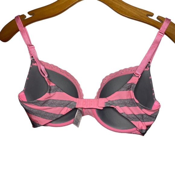 Victorias Secret Lined Demi Underwire Bra in Gray with Pink Polka Dots / 32DD - Picture 3 of 7
